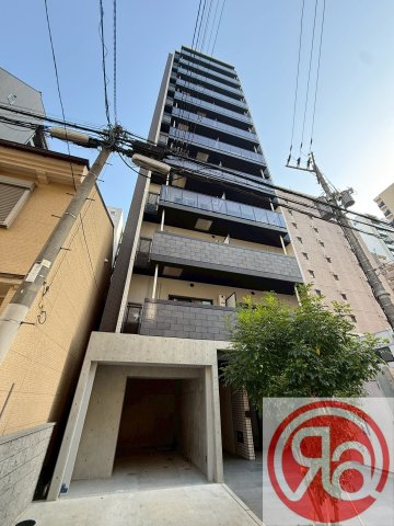 シーズンフラッツ大手前の外観