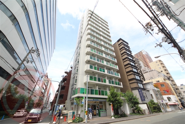 大阪市西区新町１丁目の賃貸マンションの外観