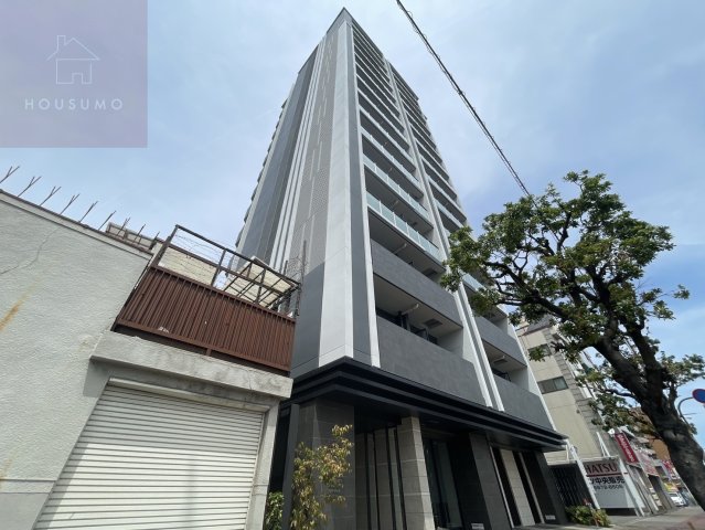 ワールドアイ大阪城EASTアドバンスの外観