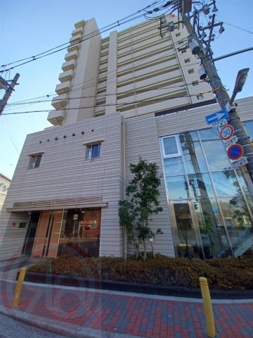 富士林プラザ15番館の外観