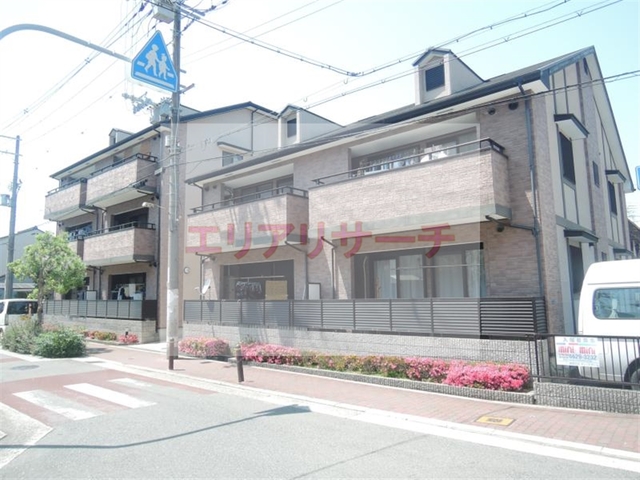 ピュアコートの外観
