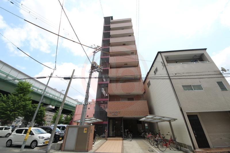 クイーンライフ東今里の外観