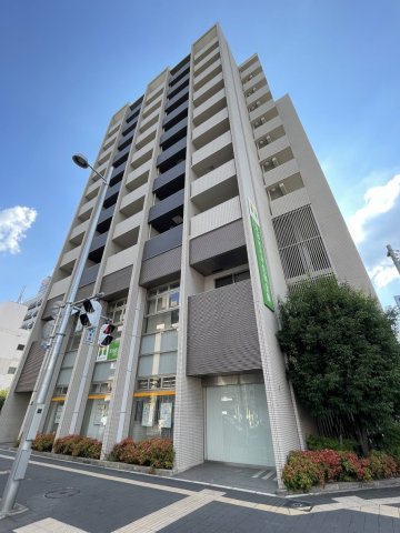グランルージュ城東
