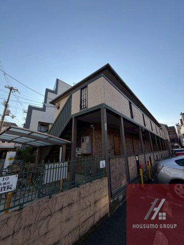 COZY岸里の外観