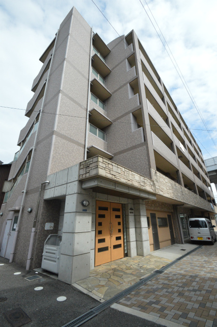ヴィーブル中野の外観
