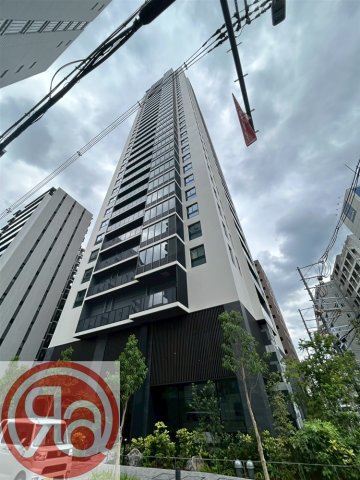 ジオタワー新町の外観