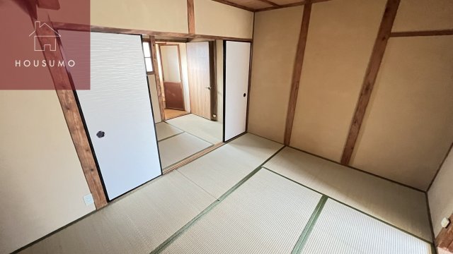 広くて明るい寝室 広くて明るい寝室