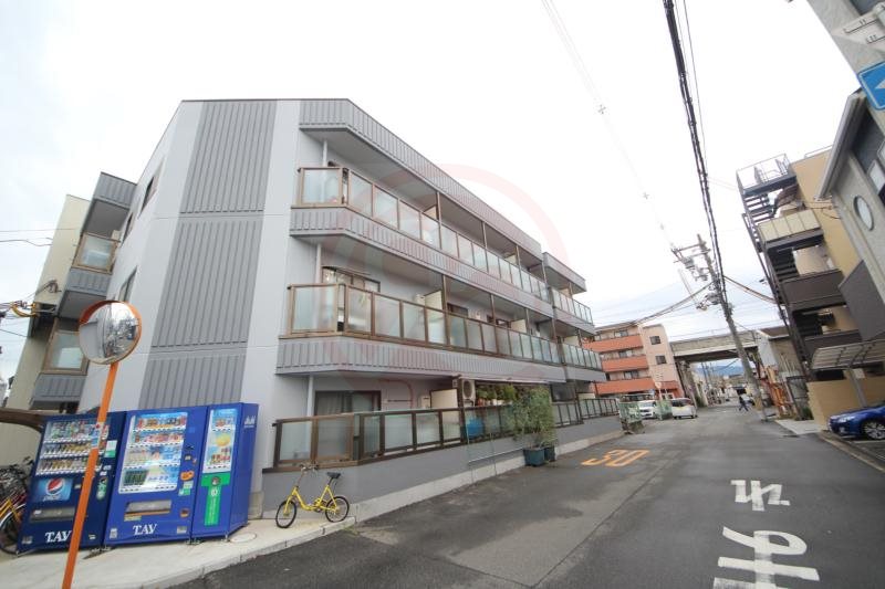 高井田ビューハイツの外観