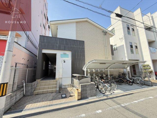 メゾンエーワン