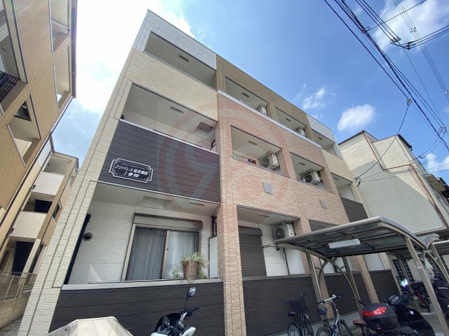 フジパレス城東諏訪Ⅰ番館の外観