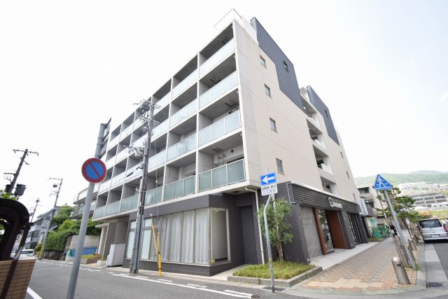 KDXレジデンス甲南山手の外観