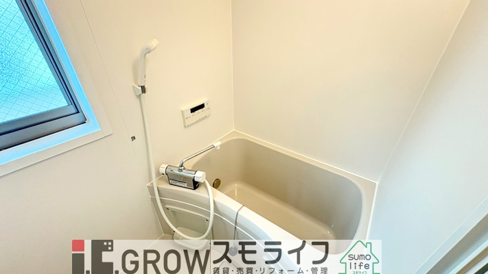 テーブル置けますね。 テーブル置けますね。