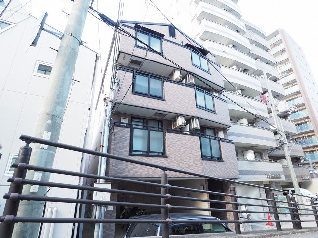 神戸市東灘区深江本町３丁目の賃貸マンションの外観