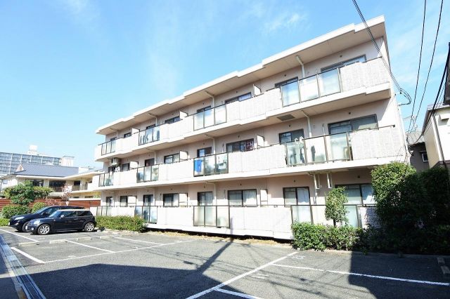 神戸市中央区東川崎町６丁目の賃貸マンションの外観