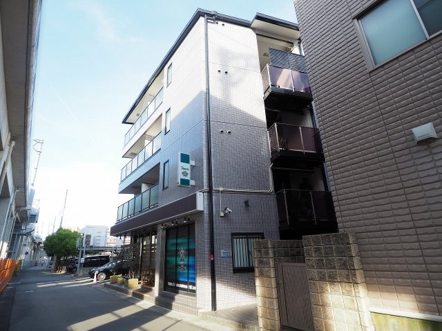 神戸市東灘区青木５丁目の賃貸マンションの外観