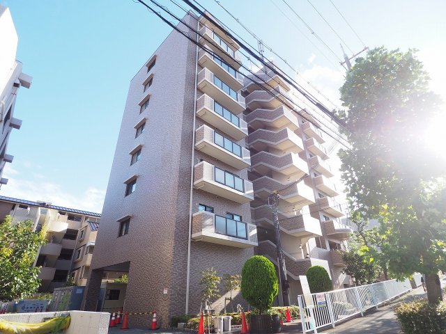 芦屋市業平町の賃貸マンション