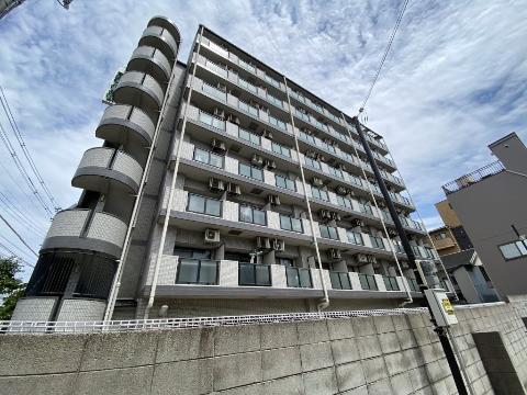 大阪市東淀川区小松２丁目の賃貸マンションの外観