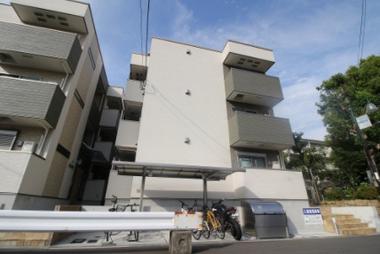 大阪市東淀川区西淡路３丁目の賃貸アパートの外観
