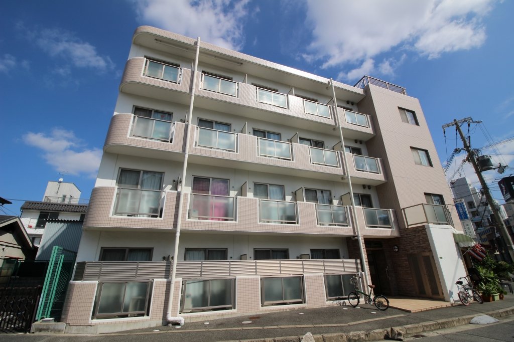 大阪市東淀川区淡路4丁目の賃貸マンションの外観 大阪市東淀川区淡路4丁目の賃貸マンションの外観