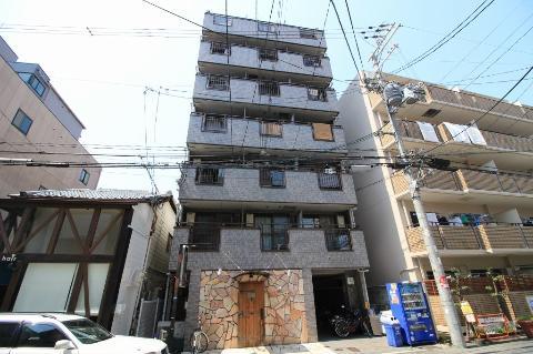 大阪市東淀川区小松２丁目の賃貸マンションの外観