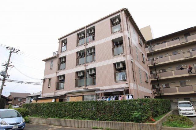 大阪市東淀川区大桐３丁目の賃貸マンションの外観