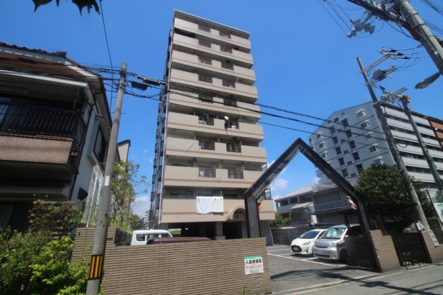 大阪市東淀川区南江口１丁目の賃貸マンションの外観