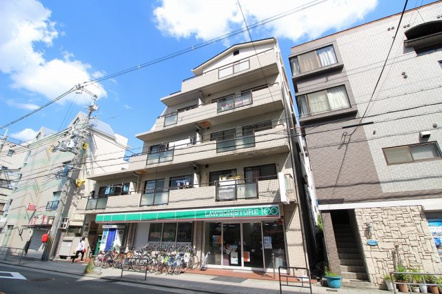 大阪市東淀川区小松2丁目の賃貸マンションの外観 大阪市東淀川区小松2丁目の賃貸マンションの外観