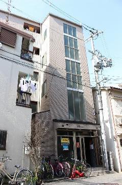 大阪市東淀川区淡路４丁目の賃貸マンションの外観