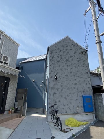 大阪市東淀川区下新庄５丁目の賃貸アパートの外観