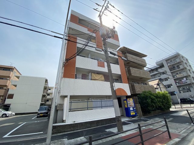 大阪市東淀川区豊新２丁目の賃貸マンションの外観