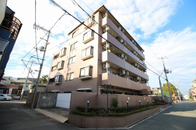 大阪市東淀川区大道南２丁目の賃貸マンションの外観