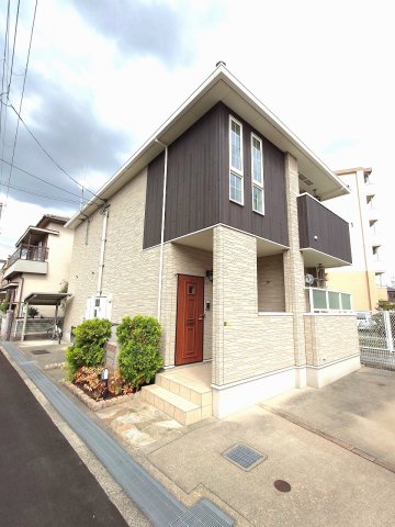 大阪市東淀川区小松5丁目の賃貸アパートの外観 大阪市東淀川区小松5丁目の賃貸アパートの外観