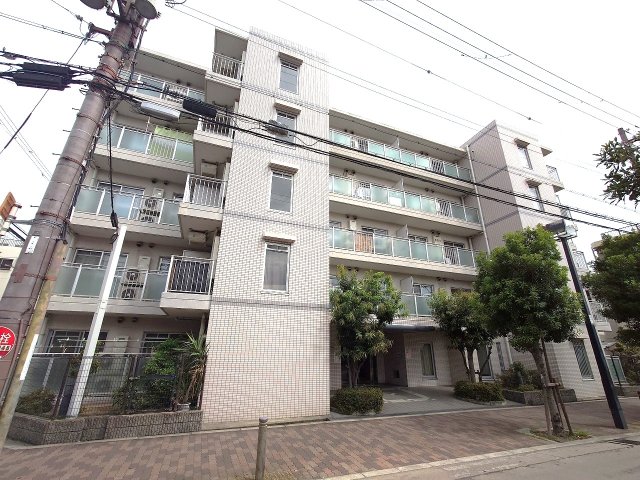 大阪市東淀川区豊新５丁目の賃貸マンションの外観