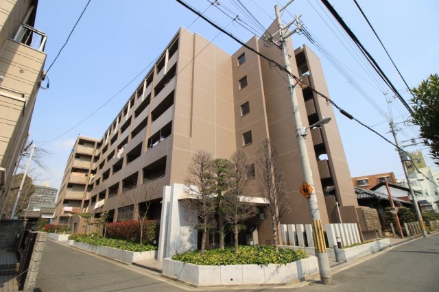 大阪市東淀川区上新庄２丁目の賃貸マンションの外観