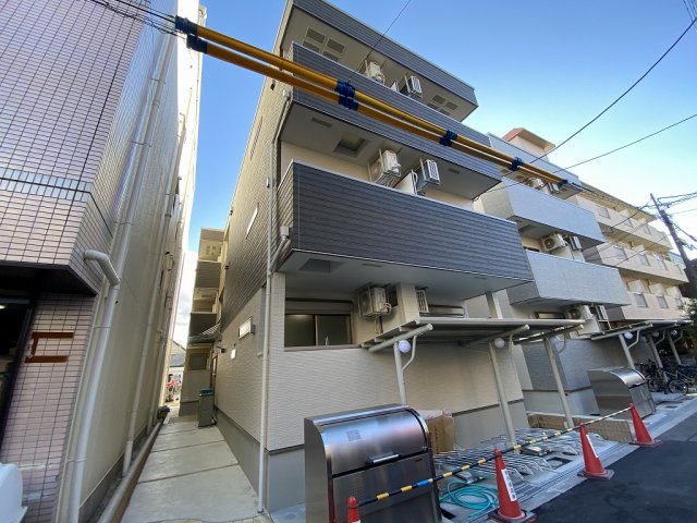 大阪市東淀川区下新庄１丁目の賃貸アパートの外観