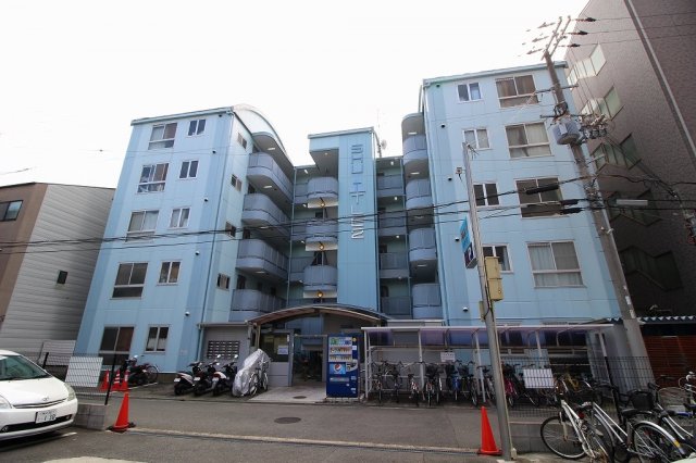 大阪市東淀川区下新庄２丁目の賃貸マンションの外観
