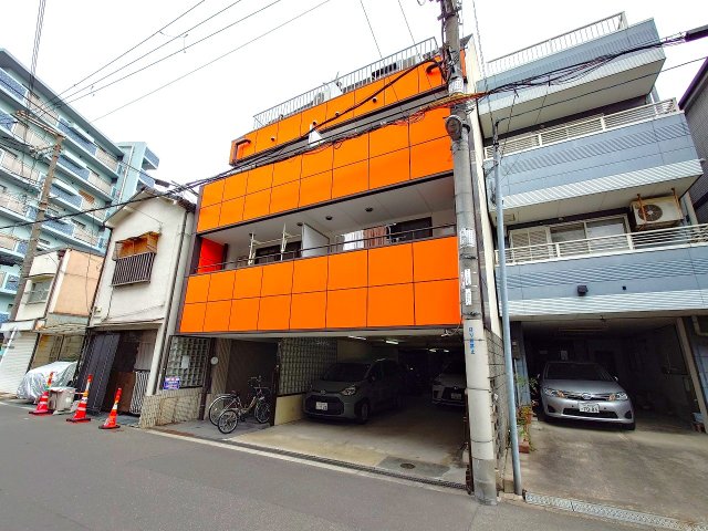 大阪市東淀川区小松３丁目の賃貸マンションの外観