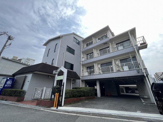 大阪市東淀川区井高野３丁目の賃貸マンション