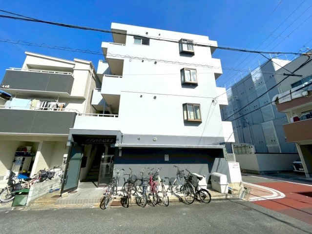 大阪市東淀川区豊新１丁目の賃貸マンションの外観