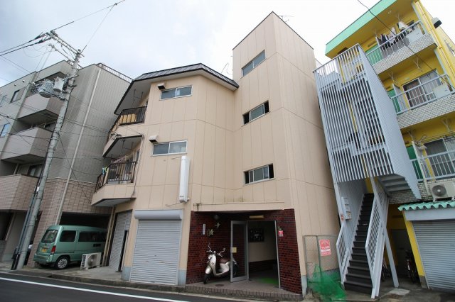 大阪市東淀川区豊新５丁目の賃貸マンションの外観