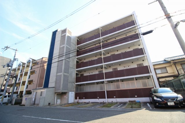 大阪市東淀川区菅原７丁目の賃貸マンションの外観
