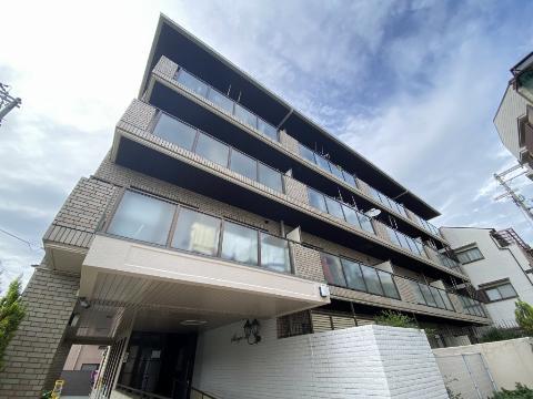大阪市東淀川区上新庄２丁目の賃貸マンションの外観
