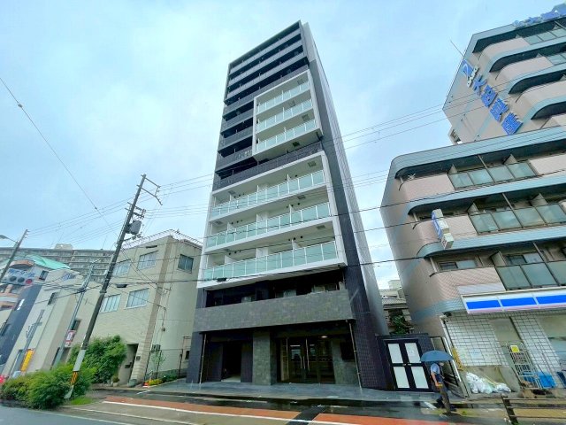 大阪市東淀川区上新庄３丁目の賃貸マンションの外観