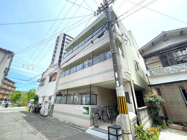 大阪市東淀川区豊新２丁目の賃貸マンションの外観