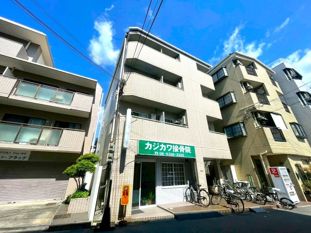 大阪市東淀川区豊新２丁目の賃貸マンションの外観