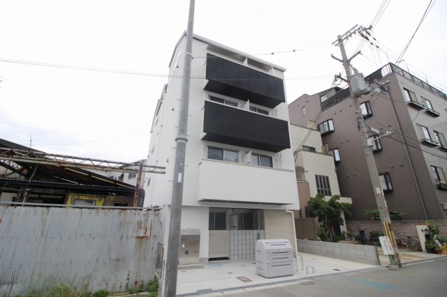 大阪市東淀川区大桐１丁目の賃貸マンションの外観