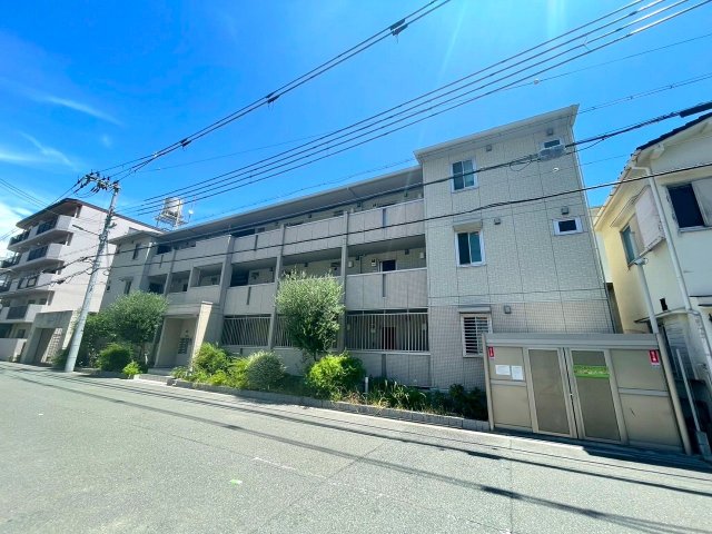大阪市東淀川区西淡路1丁目の賃貸アパートの外観 大阪市東淀川区西淡路1丁目の賃貸アパートの外観