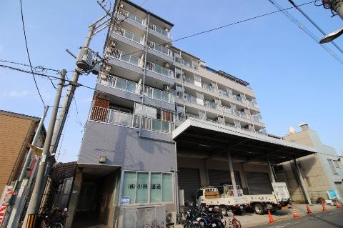 大阪市東淀川区菅原３丁目の賃貸マンションの外観