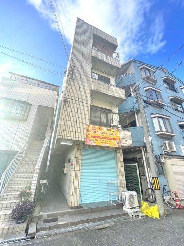 大阪市東淀川区小松４丁目の賃貸マンションの外観