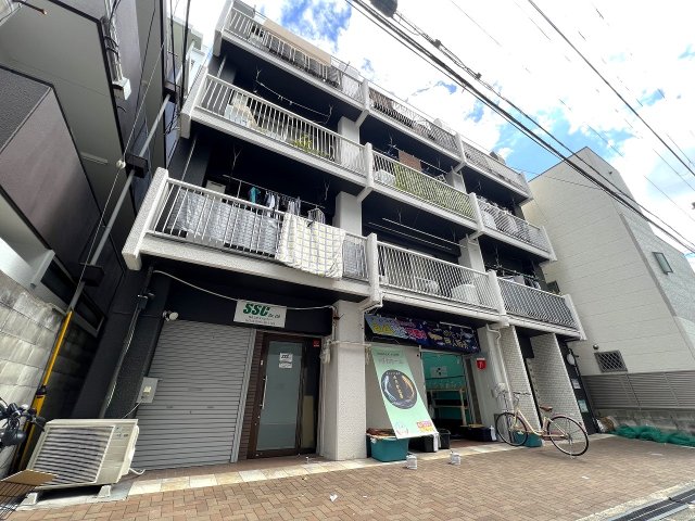 大阪市東淀川区豊新５丁目の賃貸マンションの外観